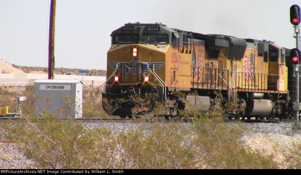WB Unit Loaded Hooper Frt @ Erie NV W-Pshr -2